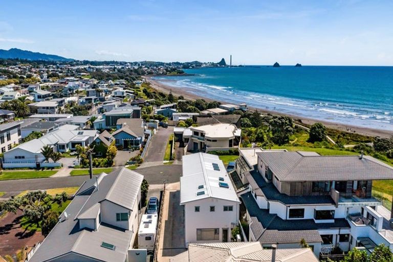 Photo of property in 3 Sackville Street, Fitzroy, New Plymouth, 4312