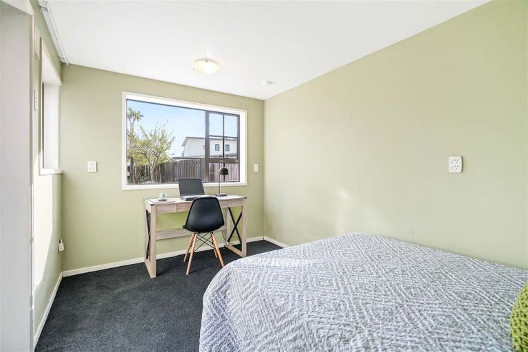 Photo of property in 14 Fernbrook Place, Mairehau, Christchurch, 8013
