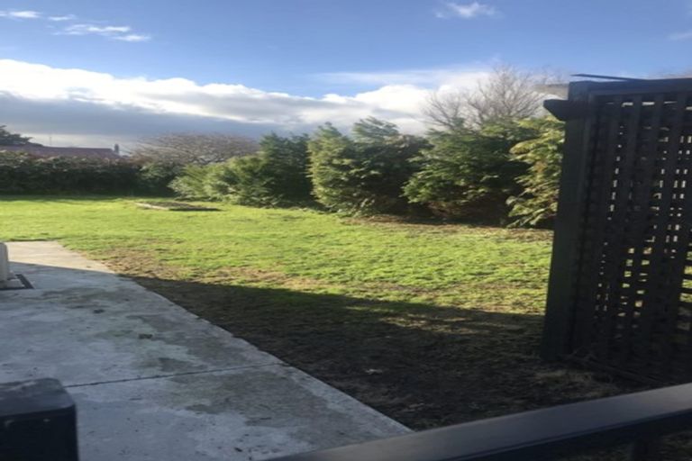 Photo of property in 20 Barnes Road, Redwood, Christchurch, 8051