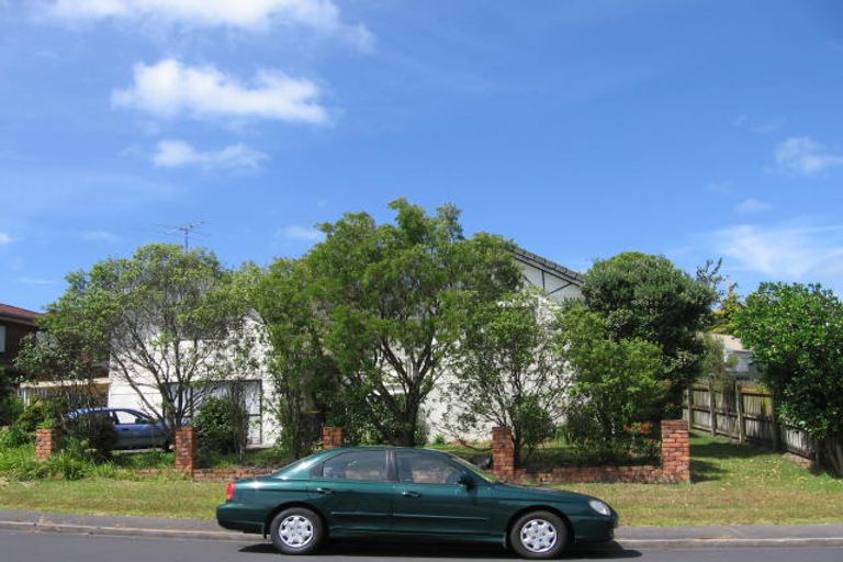 Photo of property in 17 Centorian Drive, Windsor Park, Auckland, 0632
