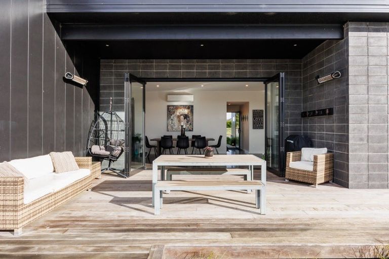 Photo of property in 57 Beechwood Road, Feilding, 4779