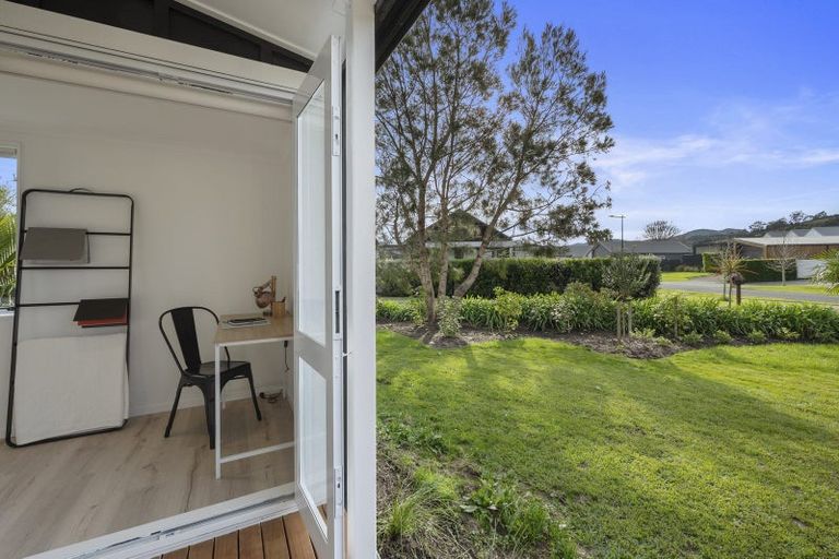 Photo of property in 41 Torea Road, Matakana, Warkworth, 0985