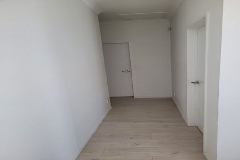 Photo of property in 48a Nikau Street, New Lynn, Auckland, 0600