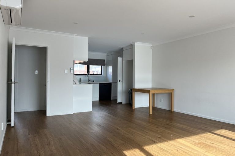 Photo of property in 3/73 Moana Avenue, One Tree Hill, Auckland, 1061