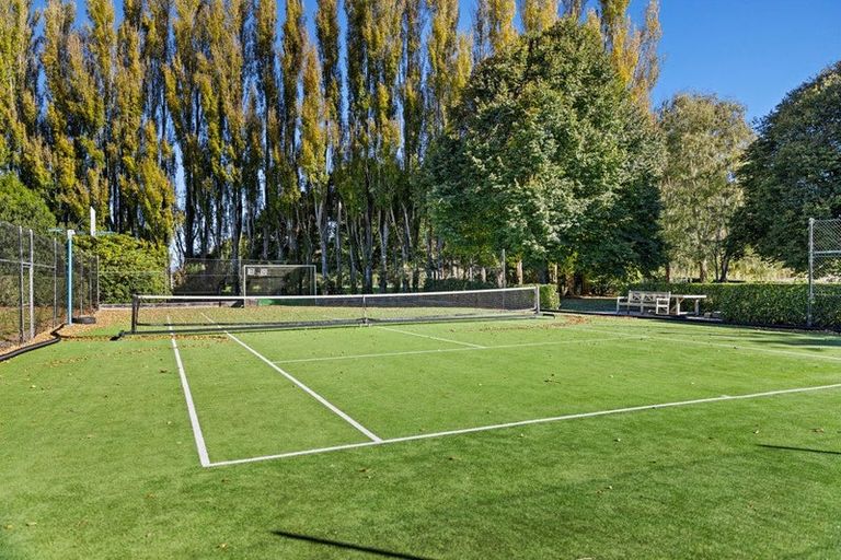 Photo of property in 36 Johns Road, Belfast, Christchurch, 8051