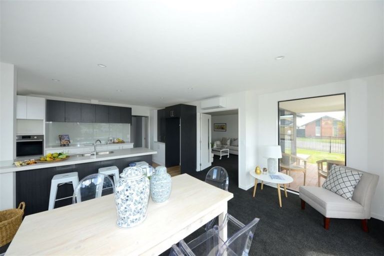 Photo of property in 2 Billington Drive, Halswell, Christchurch, 8025