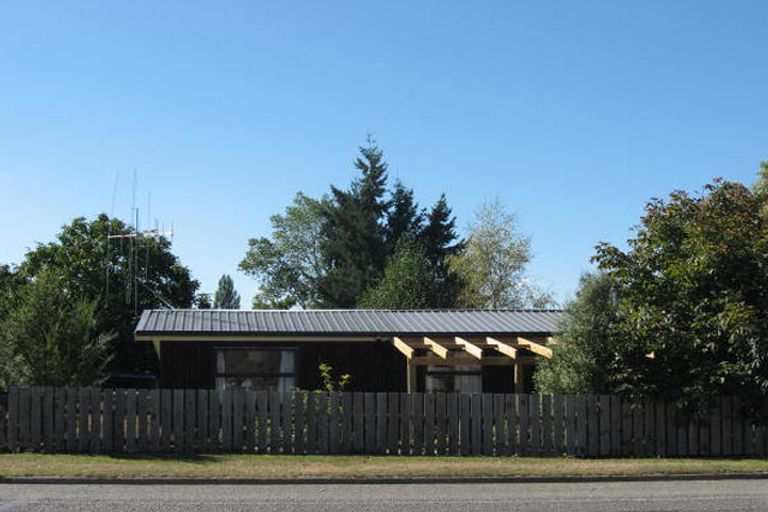 Photo of property in 147 Talbot Street, Geraldine, 7930