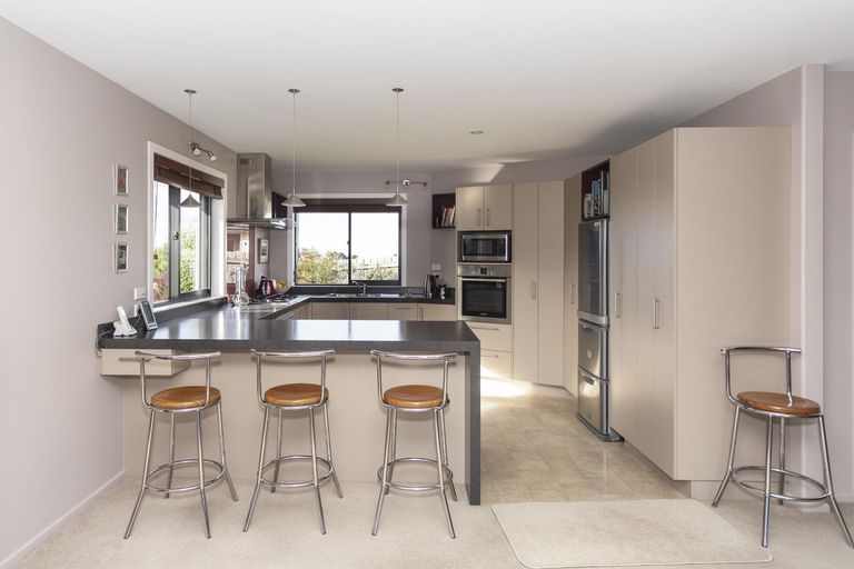 Photo of property in 14 North Ridge Drive, Oamaru North, Oamaru, 9400