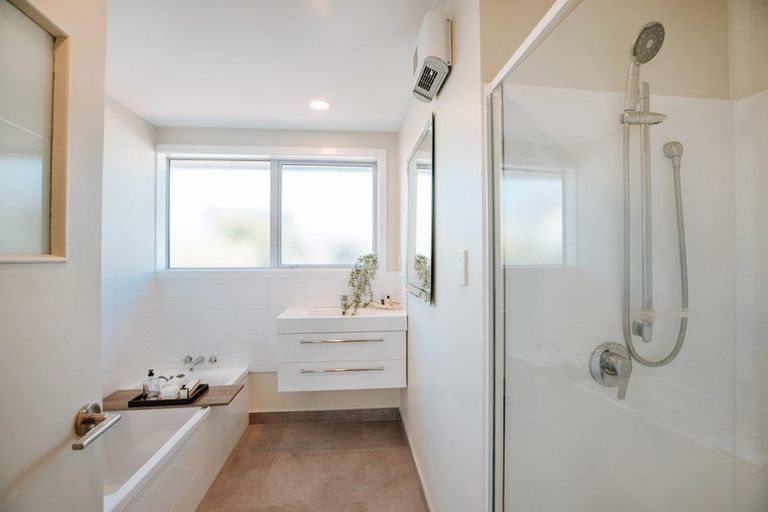 Photo of property in 15 Birkenhead Street, Avonhead, Christchurch, 8042