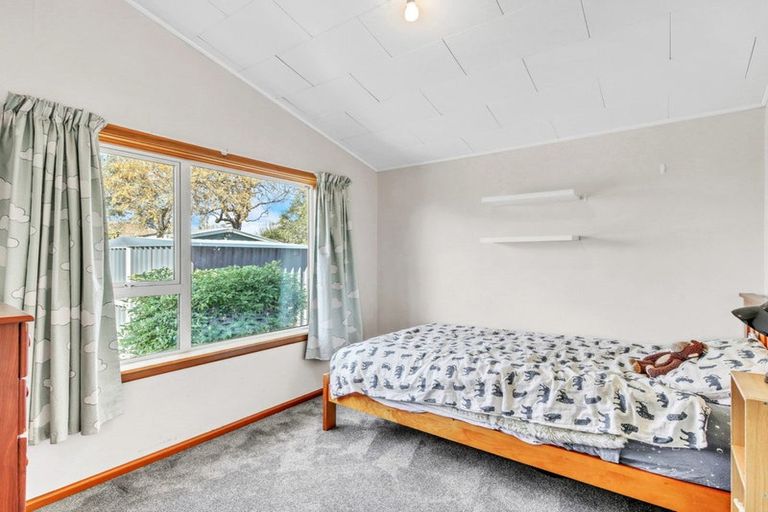 Photo of property in 34 Fenhall Street, Russley, Christchurch, 8042