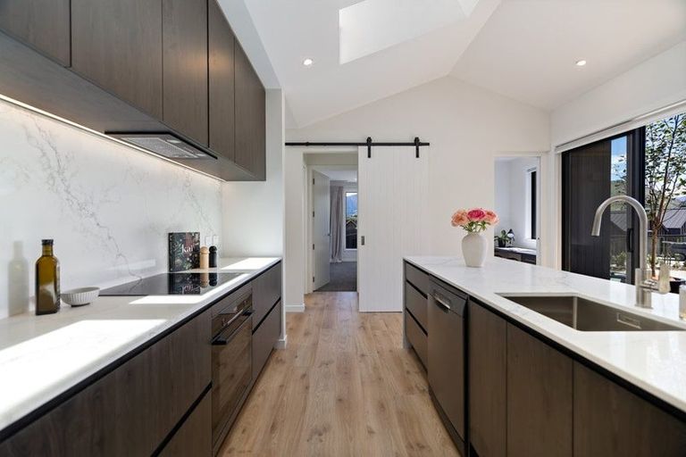 Photo of property in 13 Taurus Lane, Jacks Point, 9371