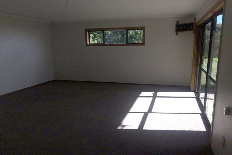 Photo of property in 70 Okoki Road, Urenui, 4375