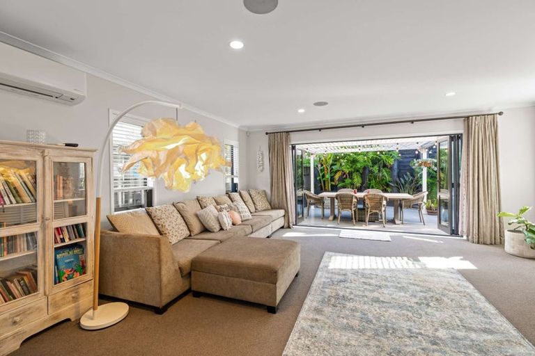 Photo of property in 107 Parkview Drive, Gulf Harbour, Whangaparaoa, 0930