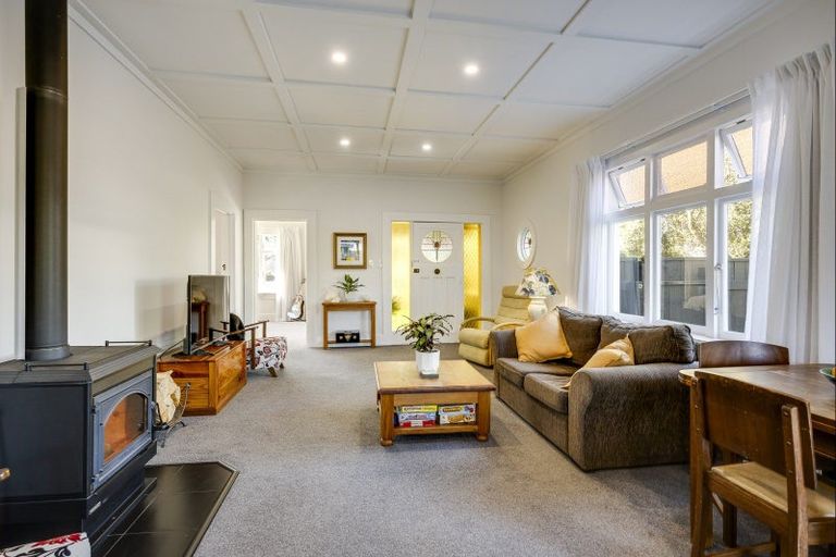 Photo of property in 128 Vigor Brown Street, Napier South, Napier, 4110