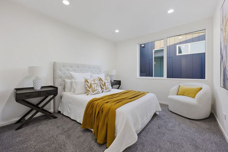 Photo of property in 50 Bleakhouse Road, Howick, Auckland, 2014