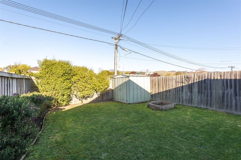 Photo of property in 17 Ensors Road, Opawa, Christchurch, 8023