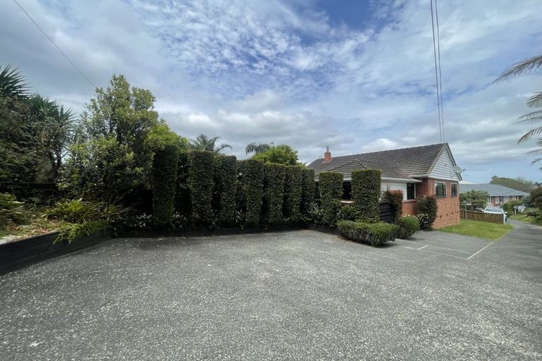 Photo of property in 261 Lake Road, Belmont, Auckland, 0622