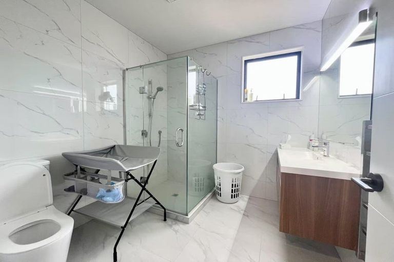 Photo of property in 24 Ketu Court, Albany Heights, Auckland, 0632