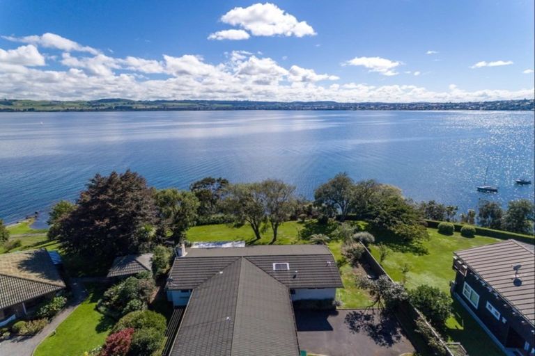 Photo of property in 18 Oregon Drive, Rainbow Point, Taupo, 3330