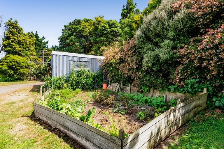 Photo of property in 2952 Eltham Road, Opunake, 4682