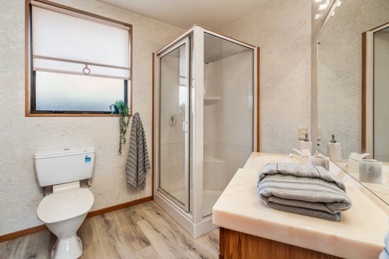 Photo of property in 19 Althorp Place, Avonhead, Christchurch, 8042