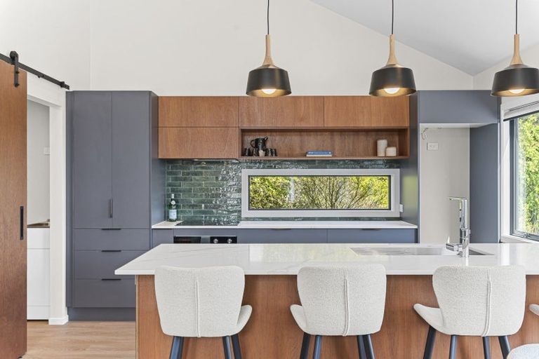 Photo of property in 120a Mangorei Road, Merrilands, New Plymouth, 4312