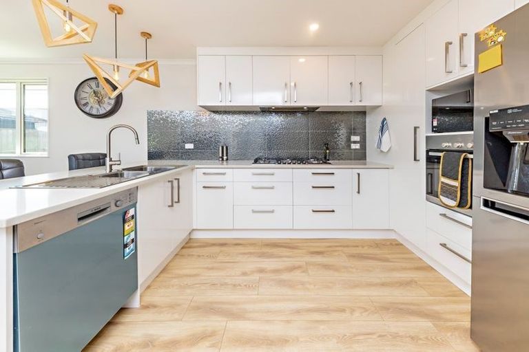 Photo of property in 51 Okawa Avenue, Papakura, 2110