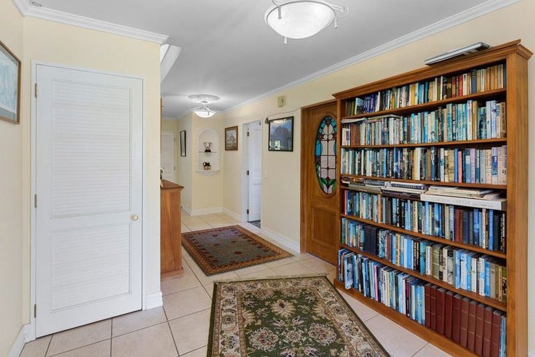 Photo of property in 42 Wi Tako Street, Manakau, Levin, 5573