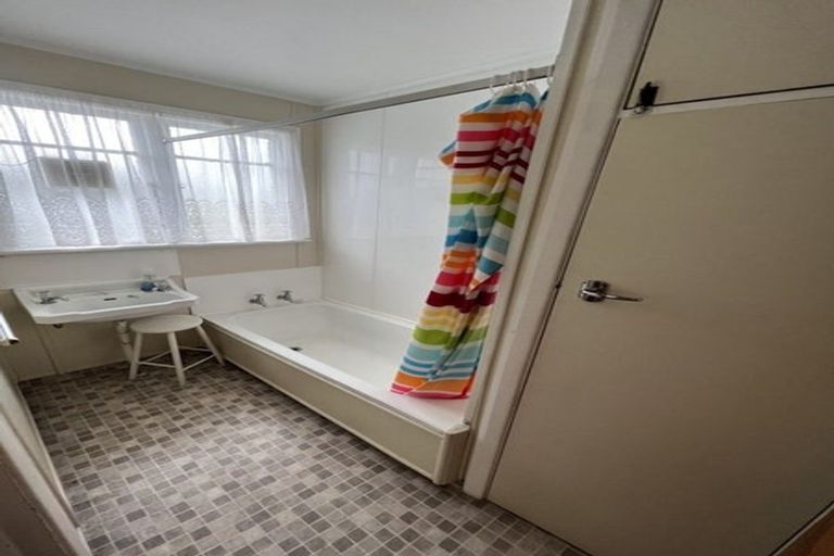 Photo of property in 1/33 Golf Road, Tahunanui, Nelson, 7011