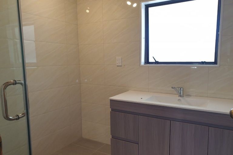 Photo of property in 2045 East Coast Road, Stillwater, Silverdale, 0993