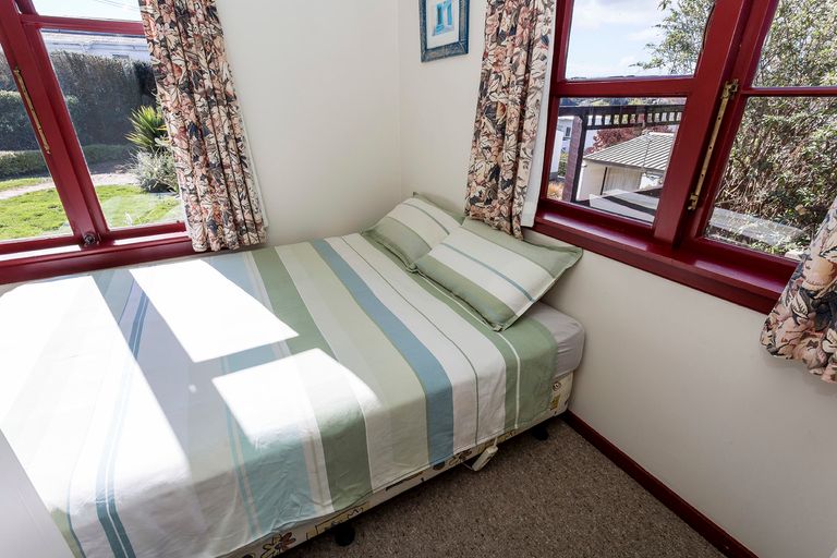 Photo of property in 43 Beresford Street, Kaikorai, Dunedin, 9010