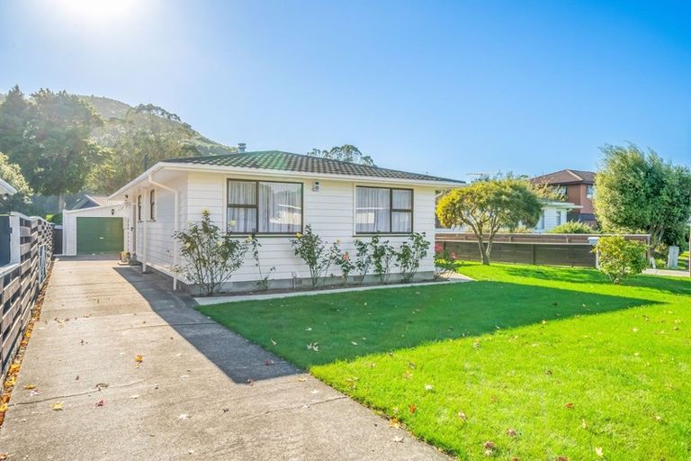 Photo of property in 59 Holdsworth Avenue, Trentham, Upper Hutt, 5018