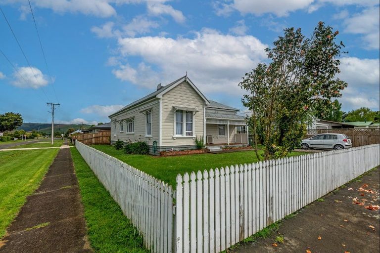 Photo of property in 35 Ross Street, Woodville, 4920