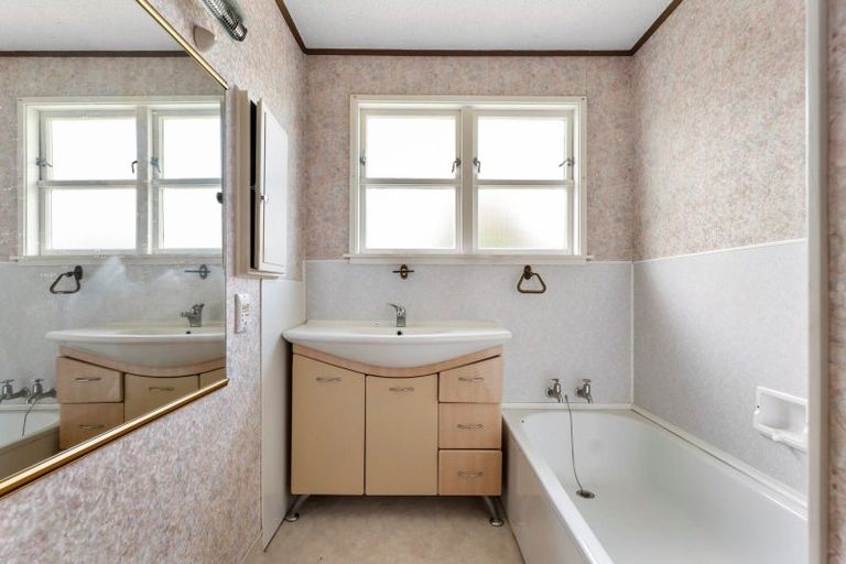 Photo of property in 1130 Papamoa Beach Road, Papamoa Beach, Papamoa, 3118