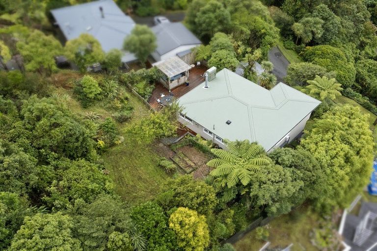 Photo of property in 5 Richmond Hill, Glenside, Wellington, 6037