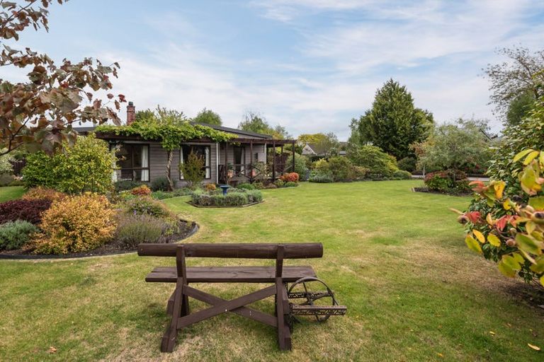 Photo of property in 155 West Belt, Rangiora, 7400