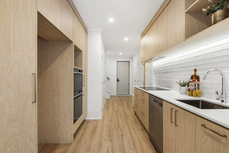 Photo of property in 22 Waka Moana Drive, Hobsonville, 0616