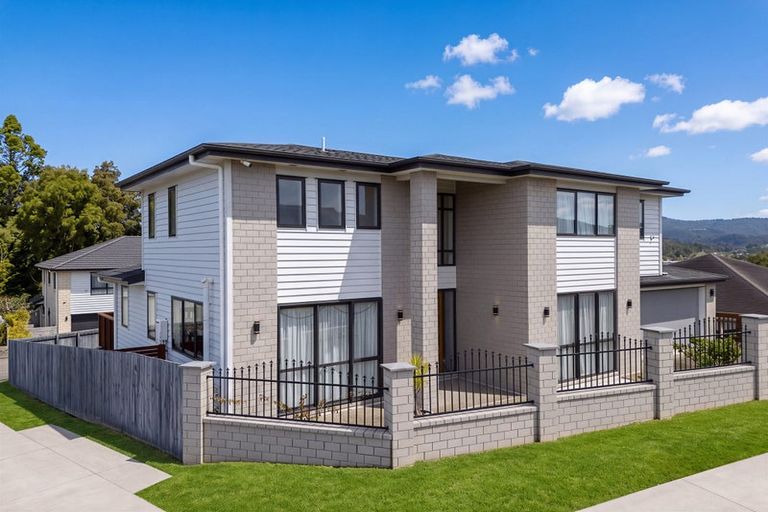 Photo of property in 108 San Valentino Drive, Henderson, Auckland, 0612