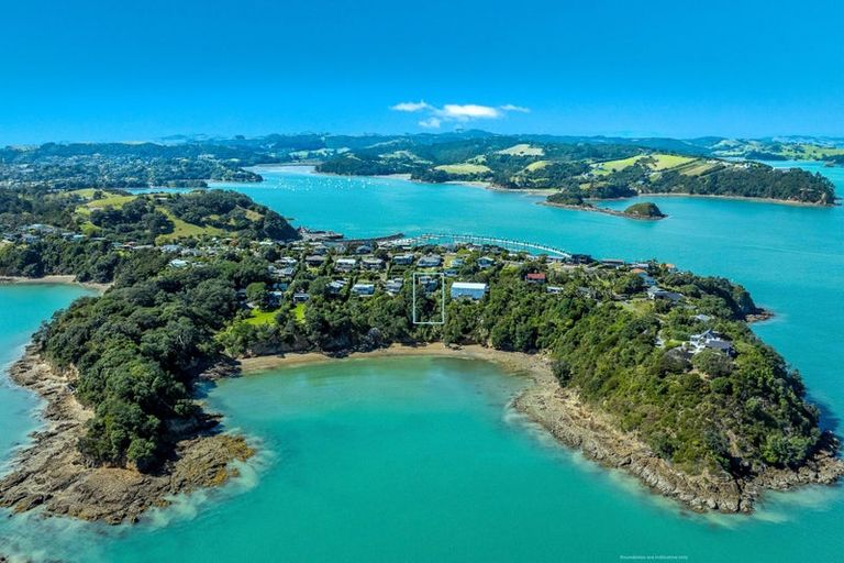 Photo of property in 53 Kennedy Point Road, Surfdale, Waiheke Island, 1081