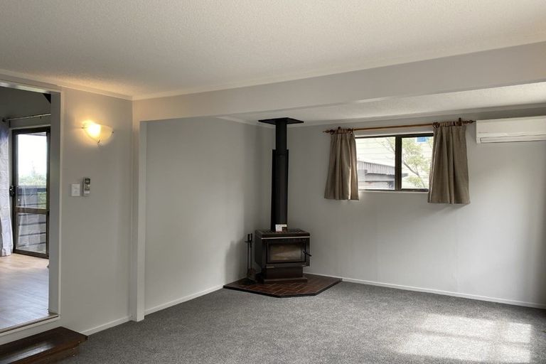 Photo of property in 10 Frances Street, Waikanae Beach, Waikanae, 5036