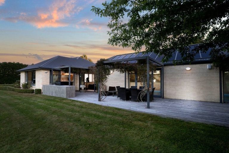 Photo of property in 239 Lawford Road, West Melton, Christchurch, 7676