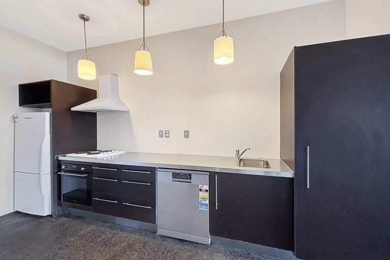 Photo of property in 11/185 Tasman Street, Mount Cook, Wellington, 6021