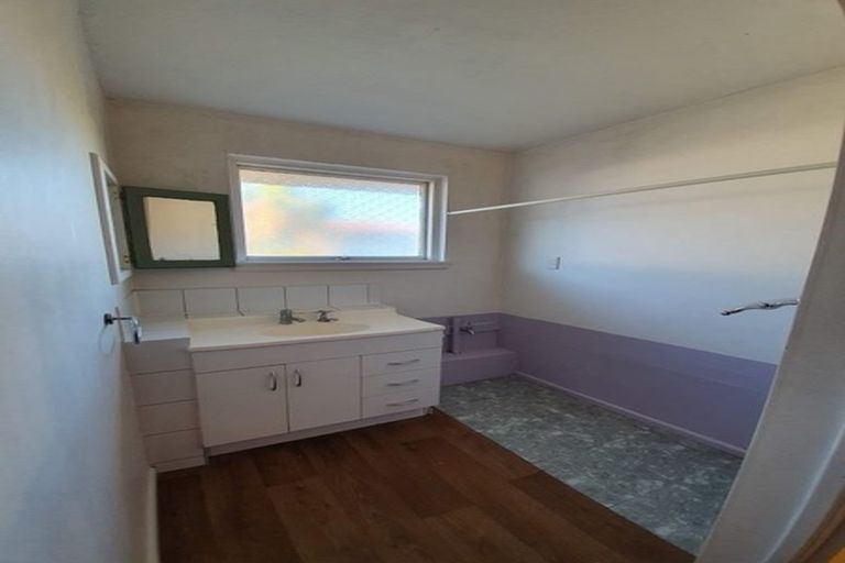 Photo of property in 1/6 Nanette Street, Upper Riccarton, Christchurch, 8041