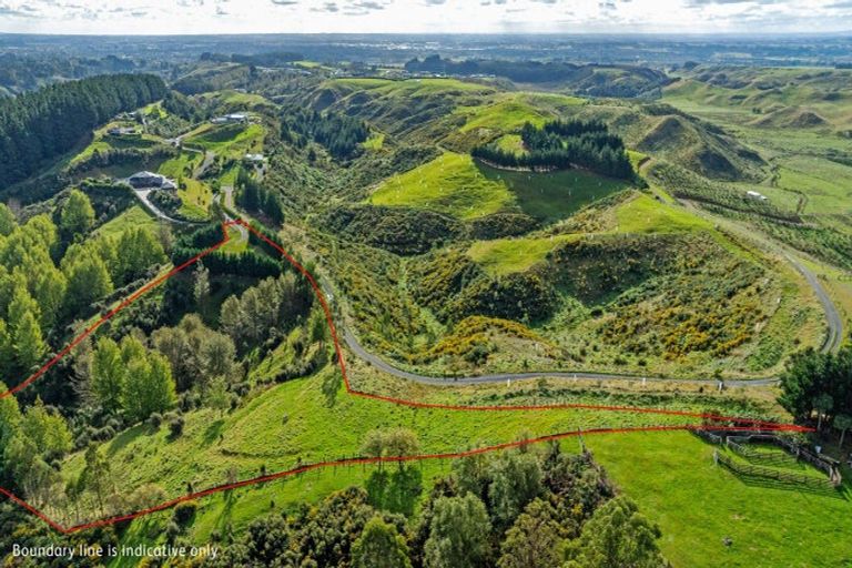 Photo of property in 82 County Heights Drive, Aokautere, 4471