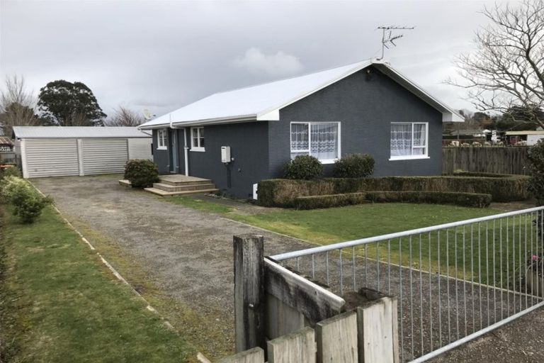 Photo of property in 7 George Street, Eltham, 4322