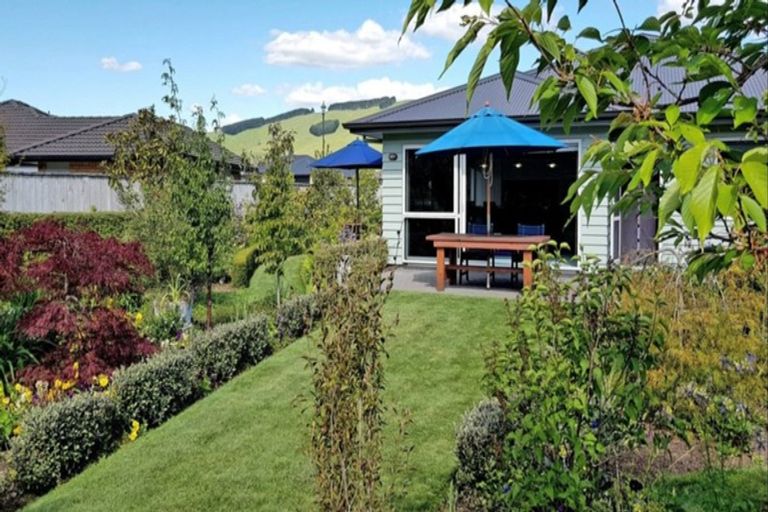 Photo of property in 39 Pukeko Way, Kinloch, Taupo, 3377