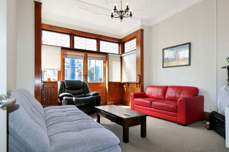 Photo of property in 14 Elizabeth Street, Mount Victoria, Wellington, 6011