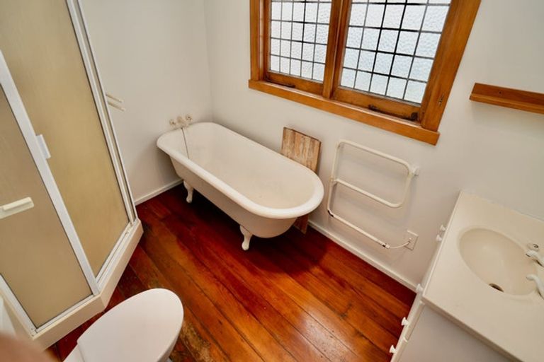 Photo of property in 21 Rongopai Street, Palmerston North, 4414