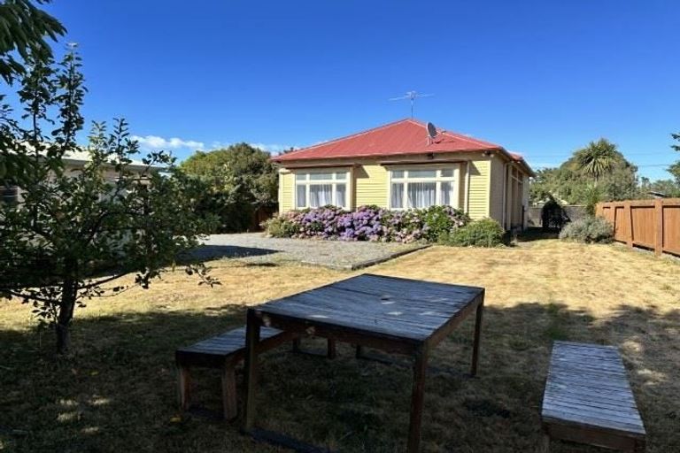 Photo of property in 18a Leeston And Lake Road, Leeston, 7632