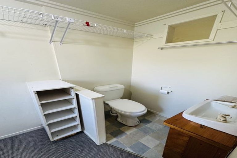 Photo of property in 4 Brian Crescent, Stanmore Bay, Whangaparaoa, 0932